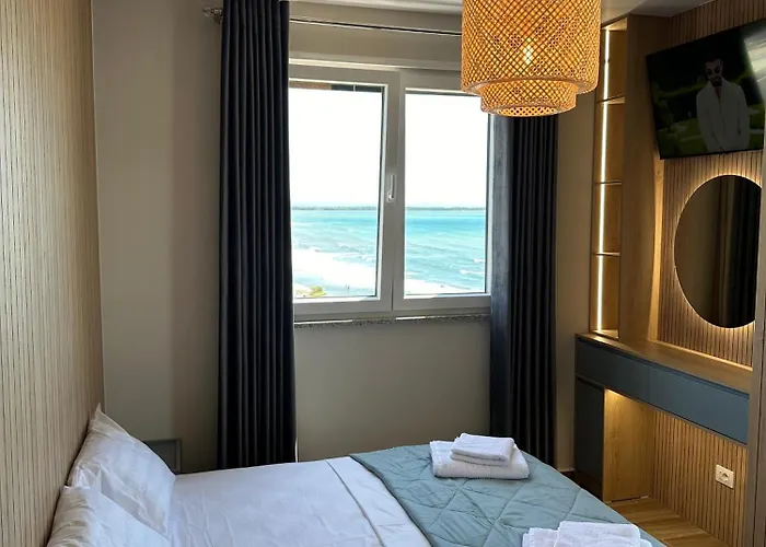 Sea La Vie Deluxe