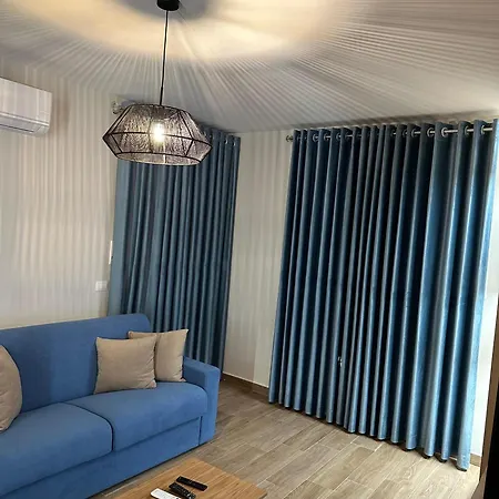 Sea La Vie Deluxe Apartment *