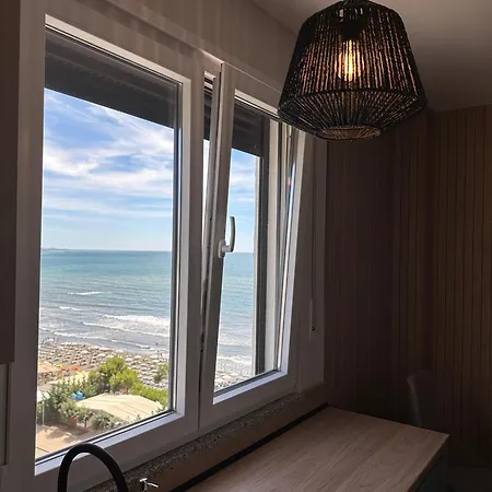 Sea La Vie Deluxe アパート