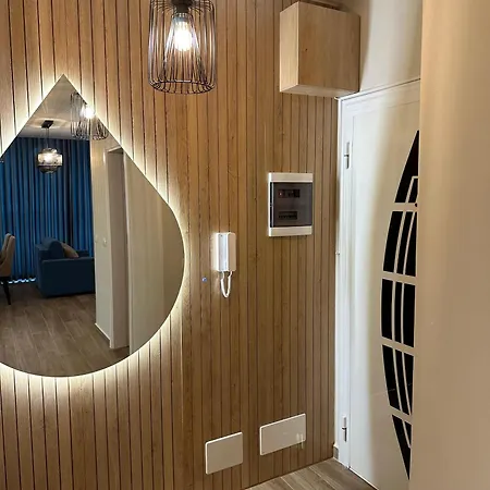 Sea La Vie Deluxe Apartment