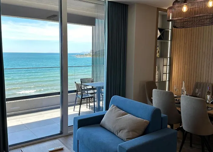 Апартаменты Sea La Vie Deluxe