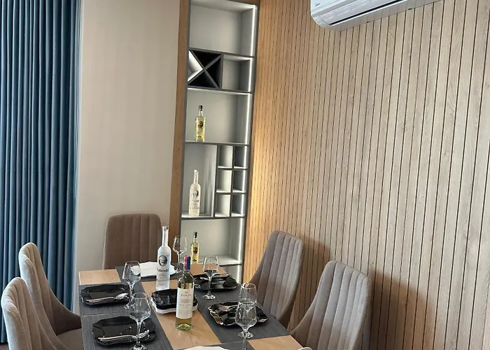 Sea La Vie Deluxe Апартаменты *